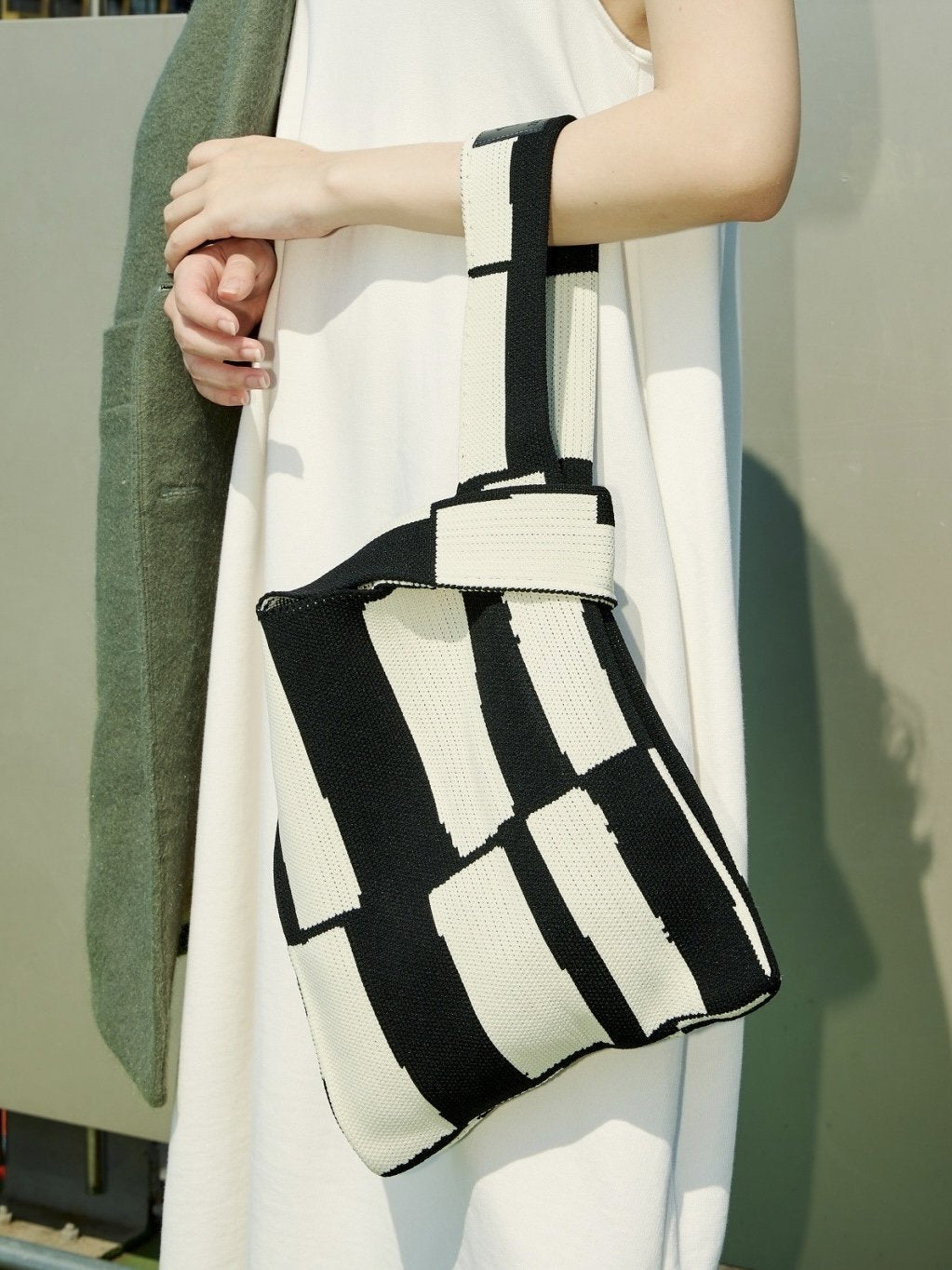 Vacay Tote Black